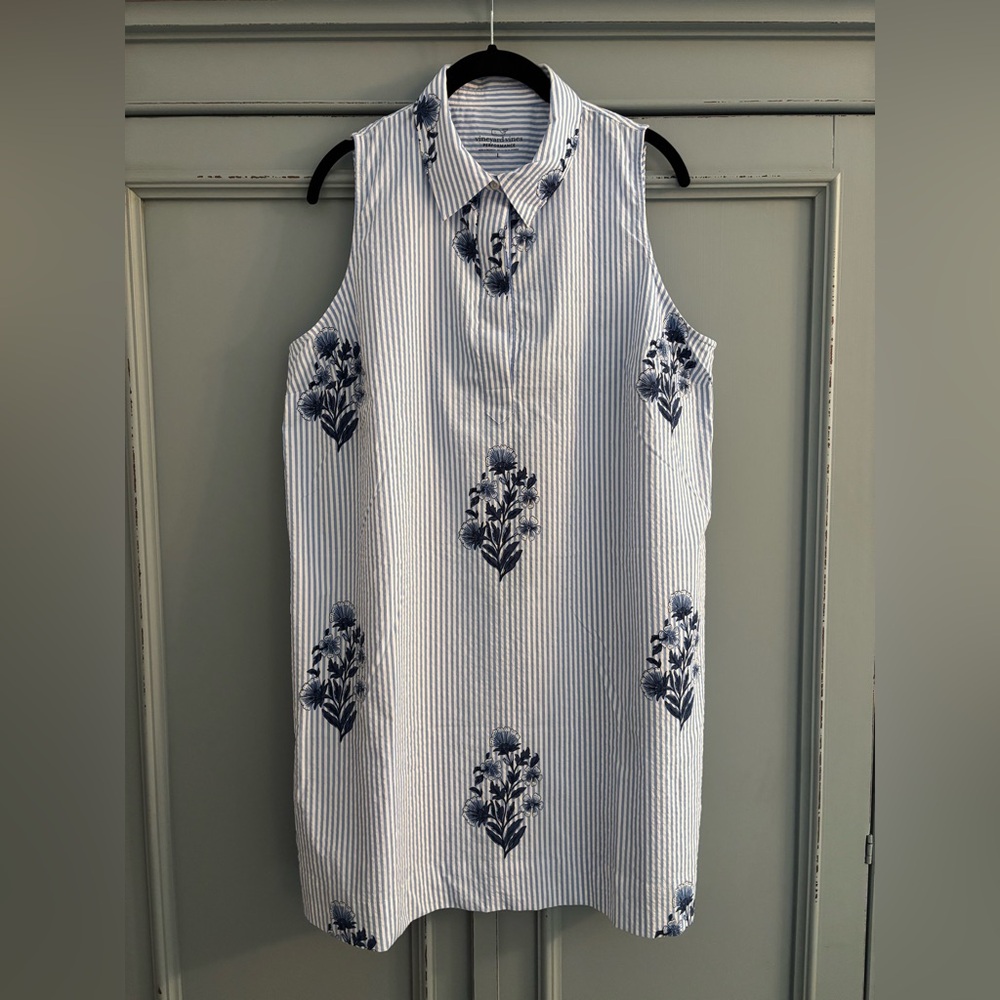 Vineyard Vines Performance Fabric Dress